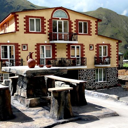 Tower Hotel Kazbegi Exterior foto